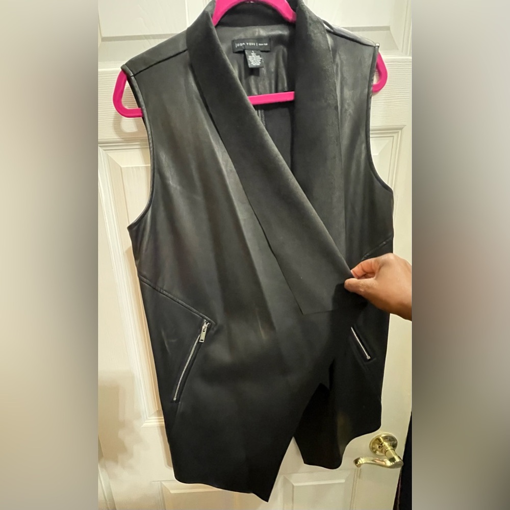 Joan Vass New York faux leather waterfall open-front vest in black - Picture 4 of 4